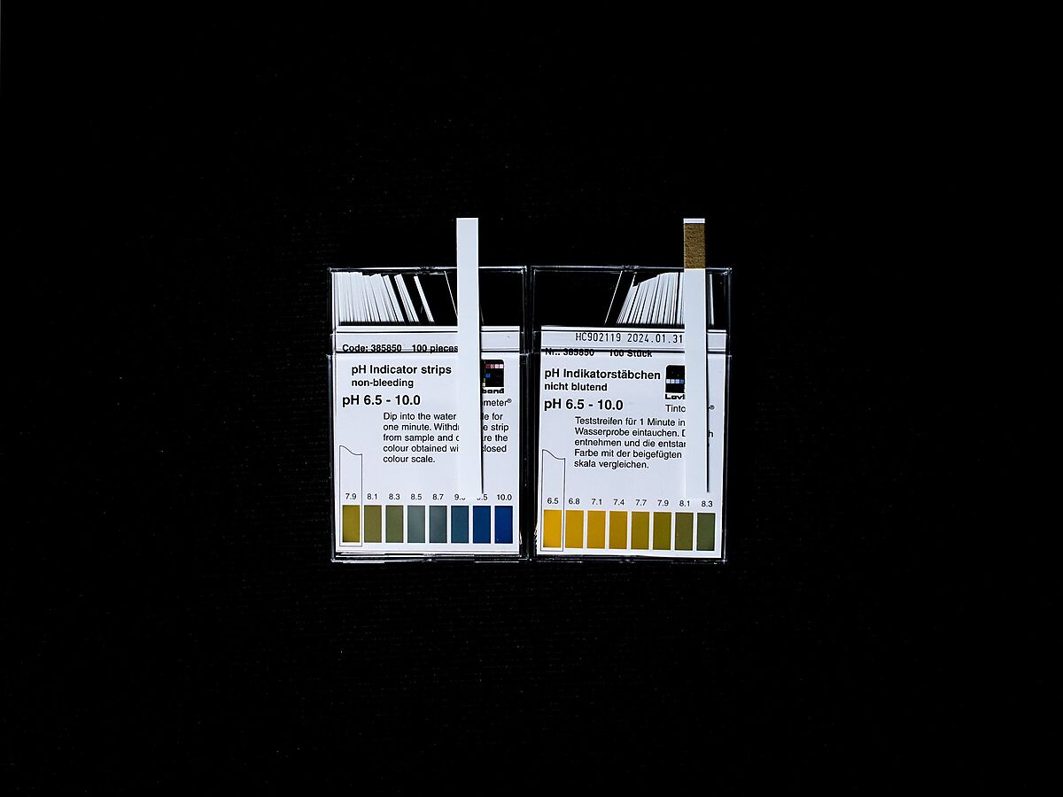 PH PAPER + PH REAGENT